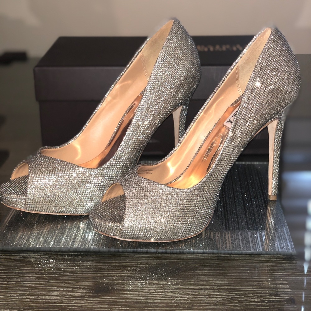 Badgley Mischka silver glitter sparkly heels sz 8